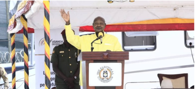President Museveni speaking to youth about employment opportunities.